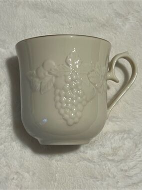 Lenox Fruit Of Life 12 Oz Coffee Mug Bone China Ivory With 24 K Gold Trim